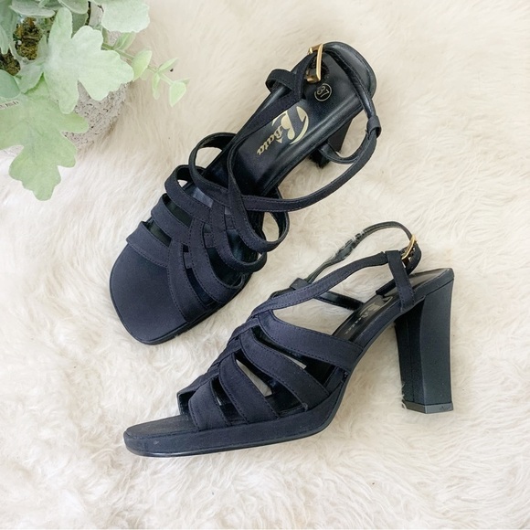 Women's Black 90s Vintage Style Strappy Chunky Heel Sandals - Picture 1 of 7